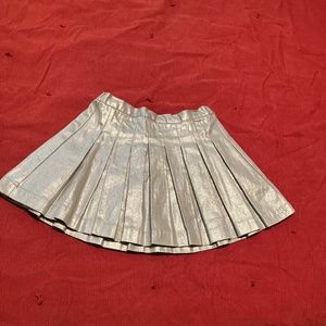 Girls metallic silver skirt, 5-6